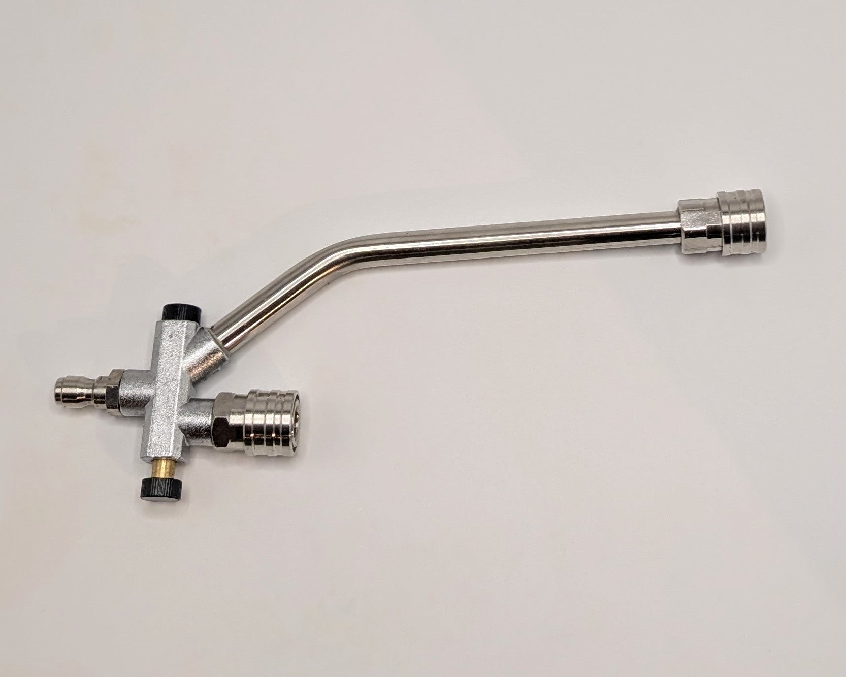 DualFlow Quick-Switch Adapter